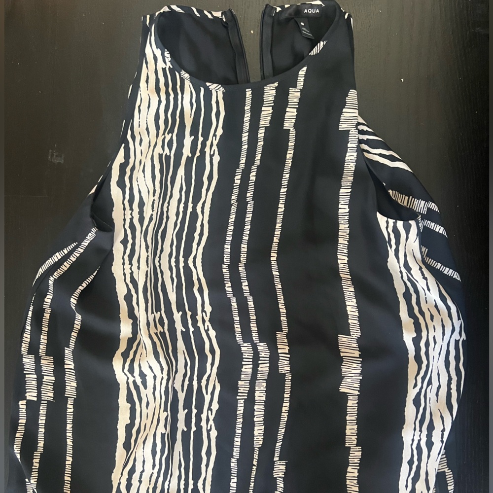Aqua Black tank with beige pattern